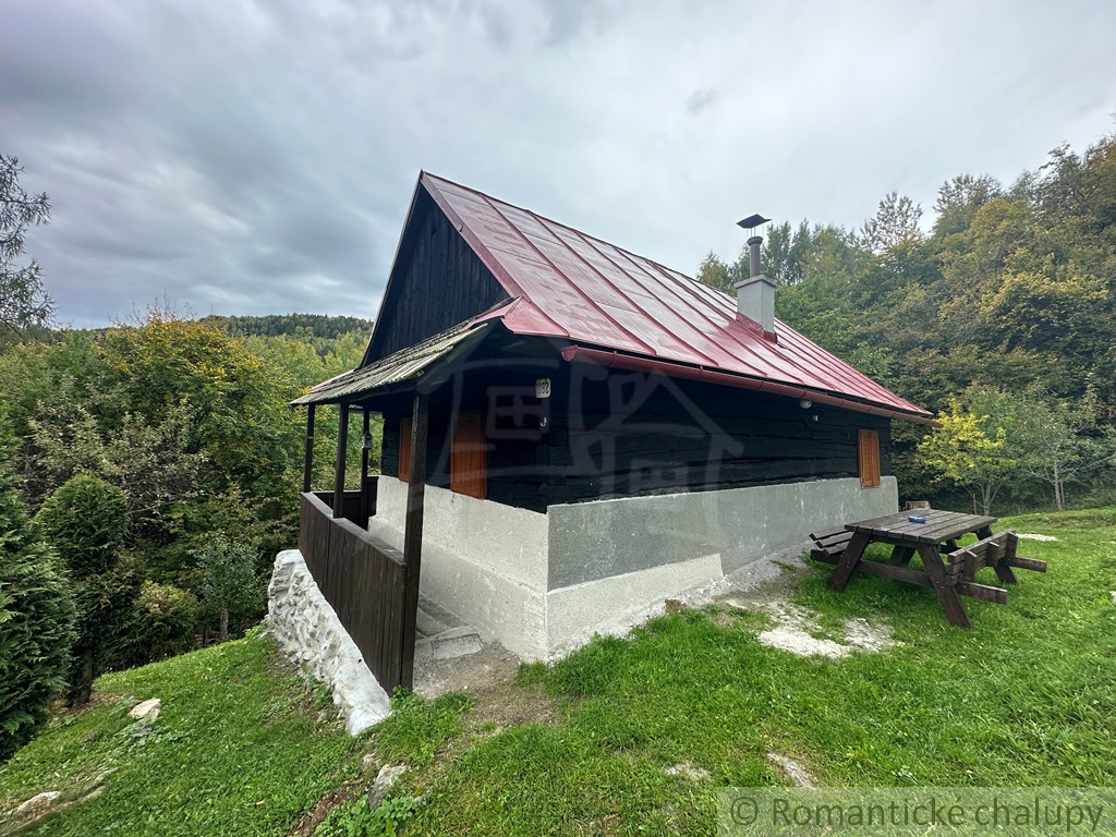 Drevenička na polosamote Klenovec - 14