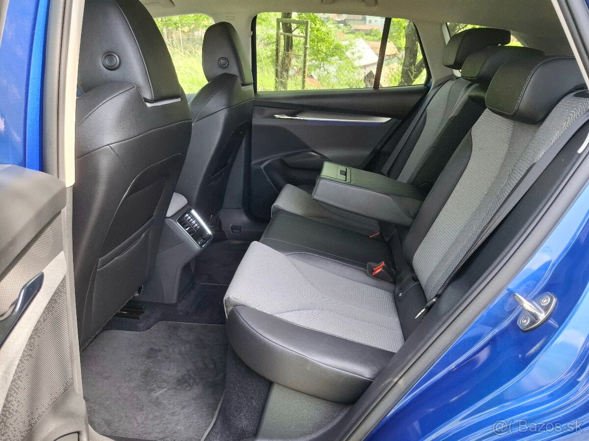 Škoda Enyaq iV 60,modrá RS metalíza,132kW,kamera,LED - 14