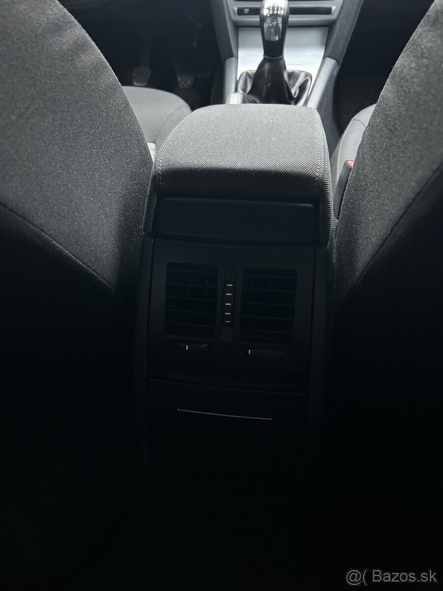 Skoda Octavia - 14