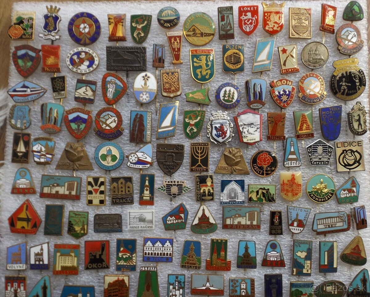 odznaky - heraldika, erby, hrady, zámky, ZOO, jeskyně, lázně - 14