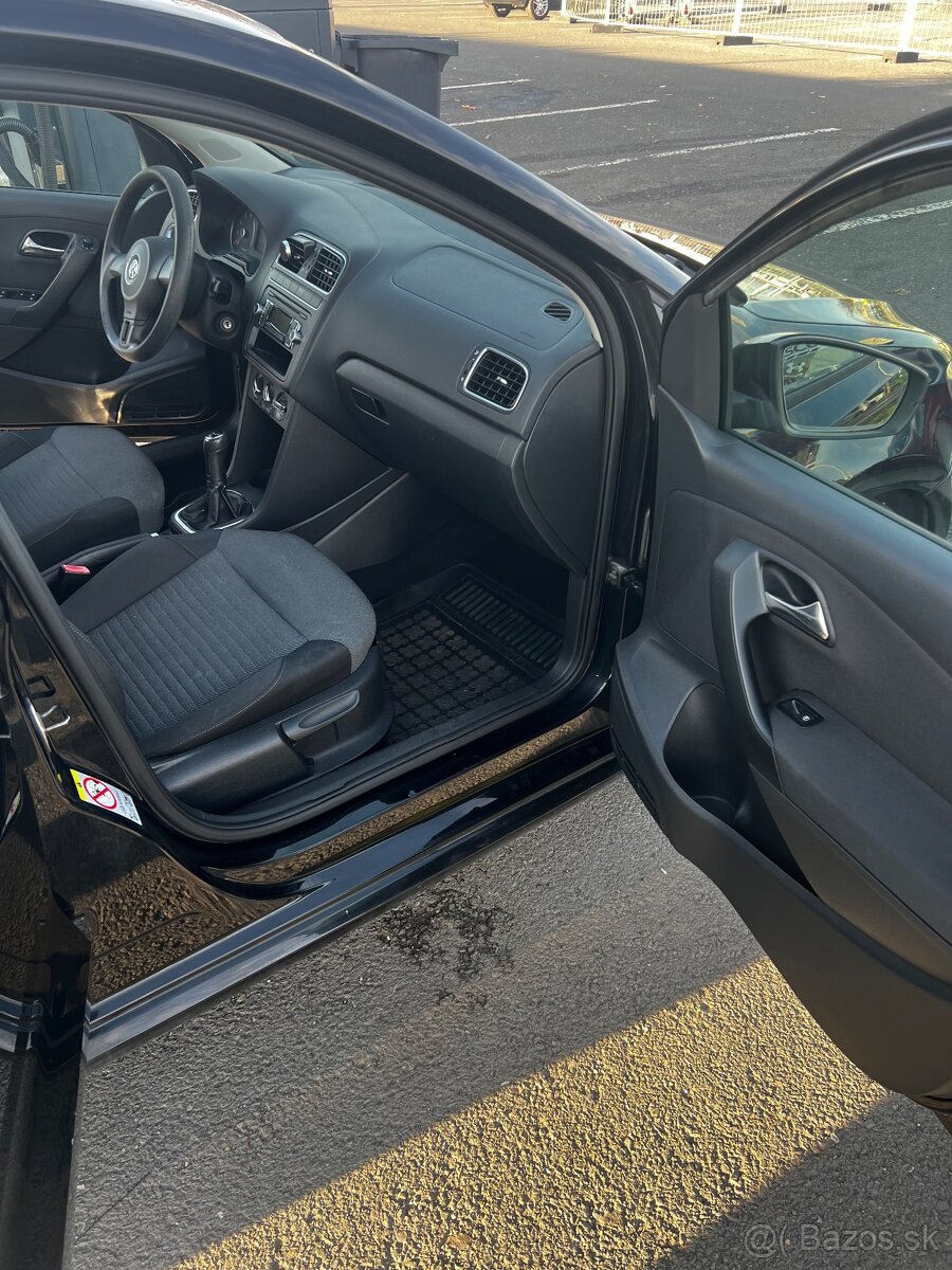 Predám Volkswagen Polo 1.4 - 14