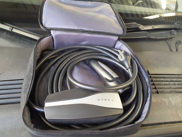 Tesla Model Y Long Range Dual Motor AWD 4x4 378 kw - 14