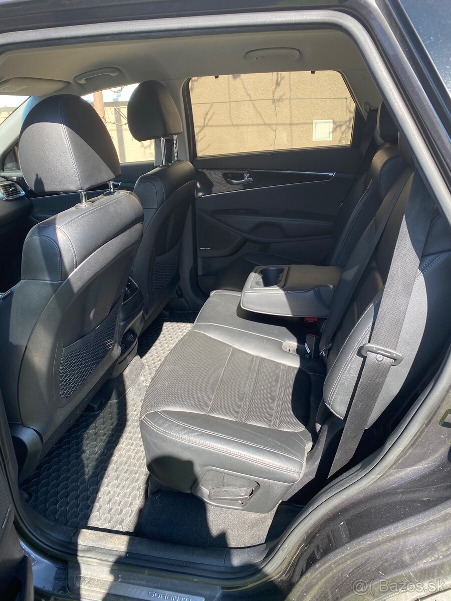 KIA SORENTO - 14