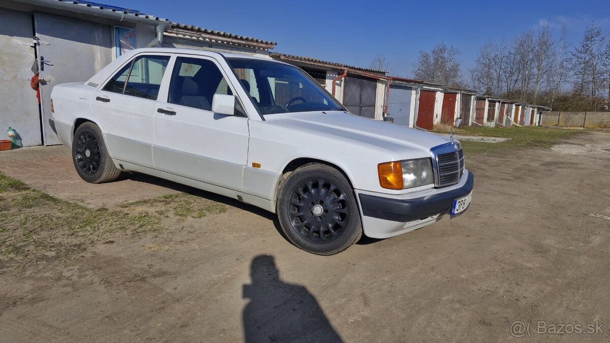 Mercedes benz w201 190E - 14