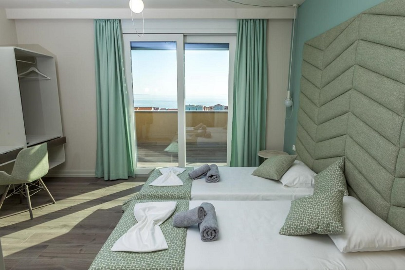 Chorvátsko-Luxusná vila s bazénom a výhľadom na more - 14