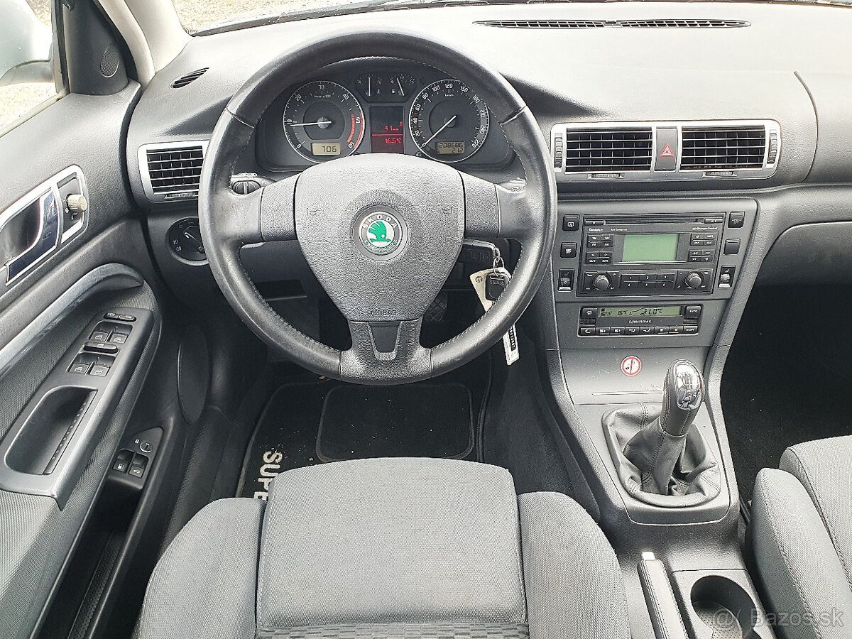 Škoda Superb 2.0 TDI Comfort DPF 6M - 14