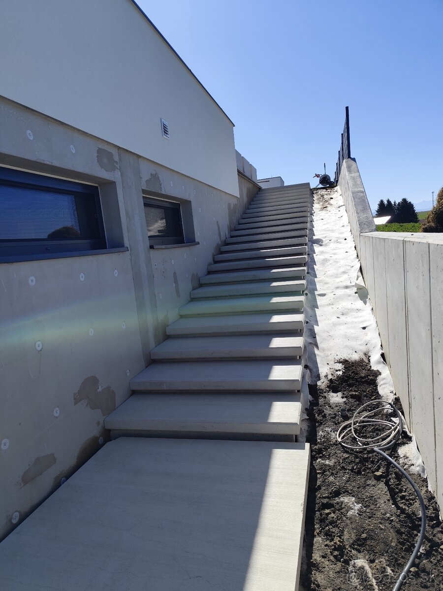 levitujuce schody, velkoformatova dlazba, betonove schody - 14