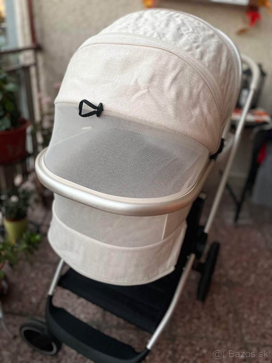 Kombinovaný kočík s vajíčkom a isofix základňou - 14