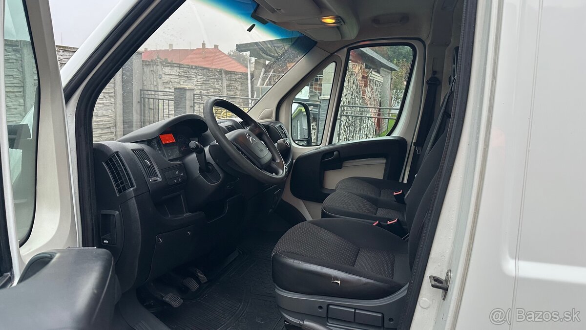 Citroën Jumper 2.2 96 kW - 14