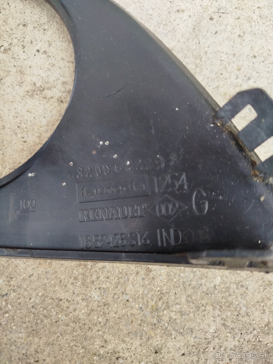 Renaut Clio III-Uchit narazníka - 14