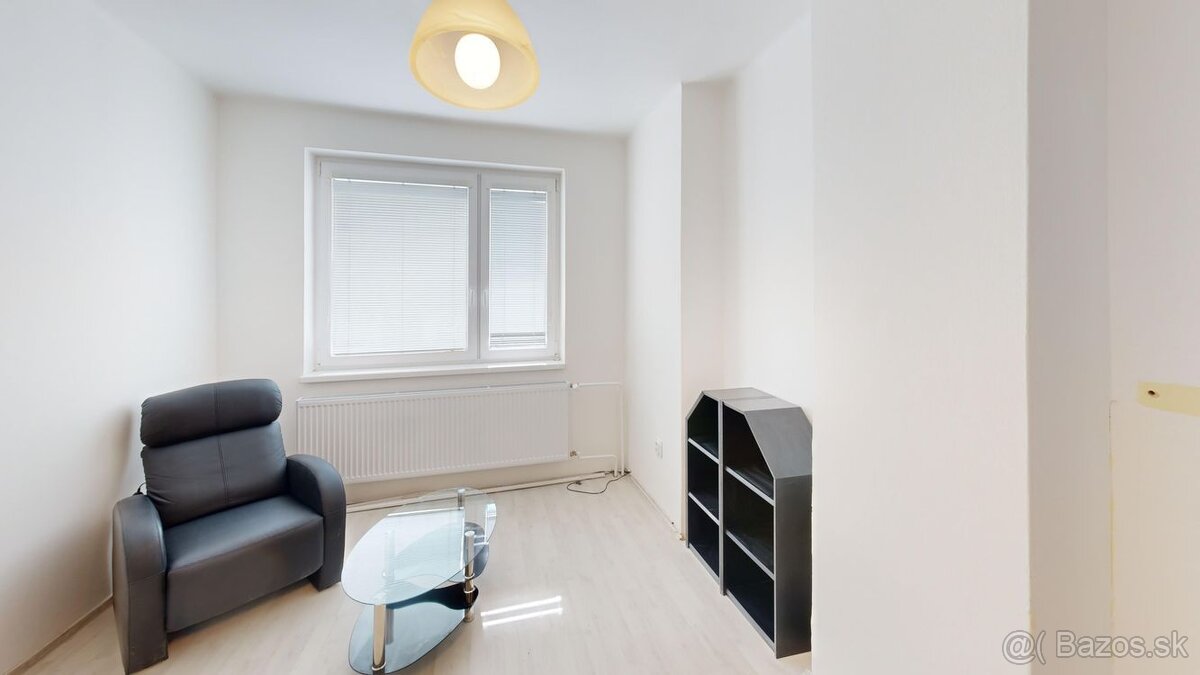 PINK Reality Na predaj útulný 4-izbový rodinný dom v Šali – - 14