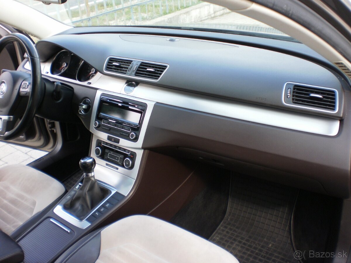 Volkswagen Passat 2,0TDi, 103kW, M6,sedan r.2011 - 14
