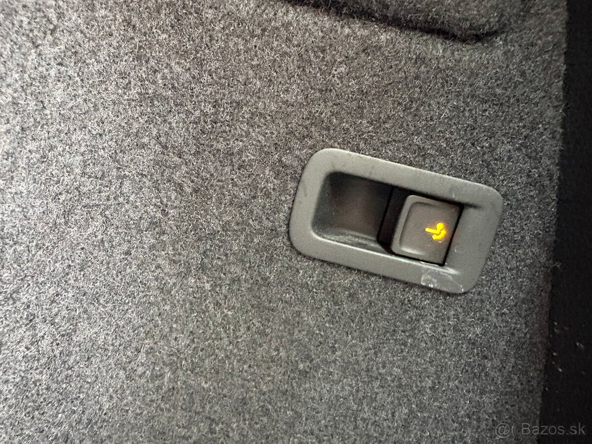 Škoda Karoq 2.0Tdi Active - 14