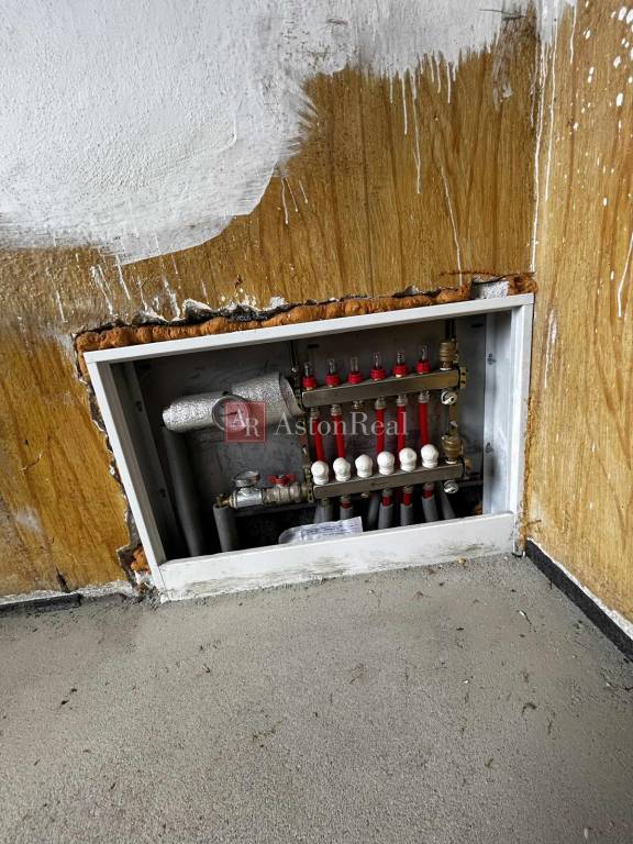 Dvojpodlažný Rodinný Dom na pozemku 786 m2 - Chyžné - 14