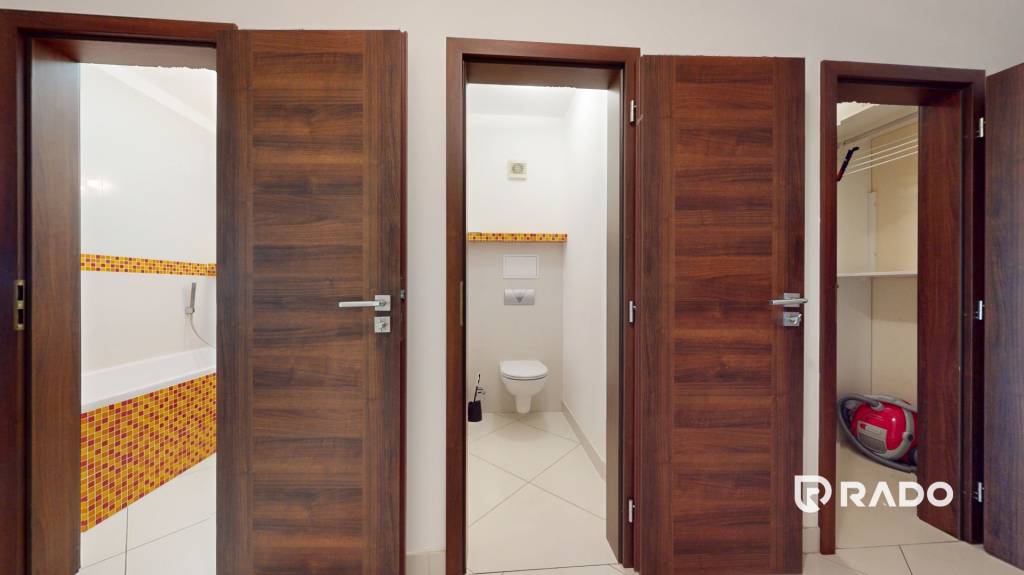 RentHub | Svetlý priestranný 2 izbový byt | parkovanie | Váp - 14