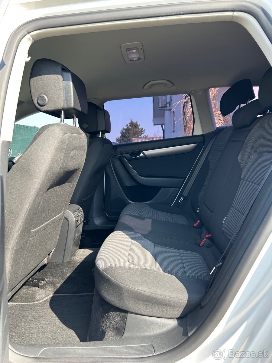 VW Passat B7 2.0 TDi DSG 103kW CR - 14