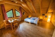 Chata na predaj – Oravská Lesná, priamo pri svahu - 14