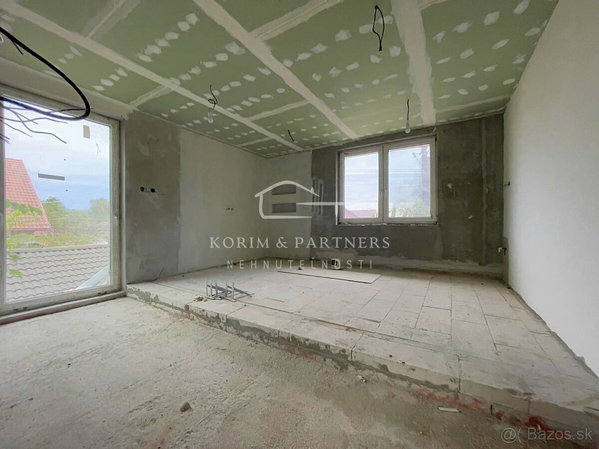 NOVÁ CENA Nadštandardný rodinný dom so začatou rekonštru - 14