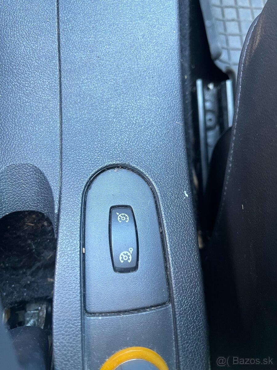 Renault Clio 1.5 dCi, 2011, 65 kW, 355394 km - 14