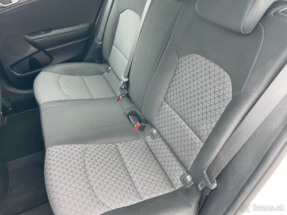 Kia Cee´d SW 1.0T-GDI 88kW FRESH - 14