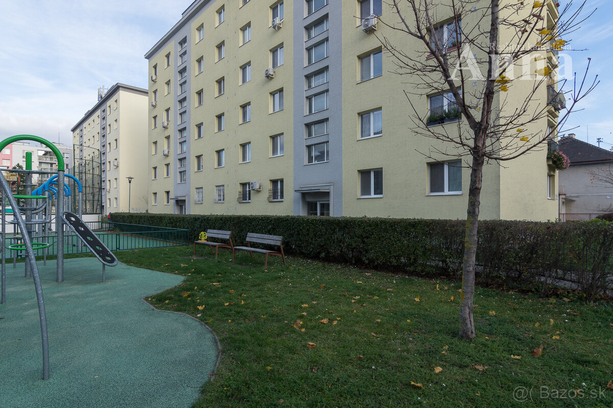 3-izb. byt - Plzenská ul. - 14