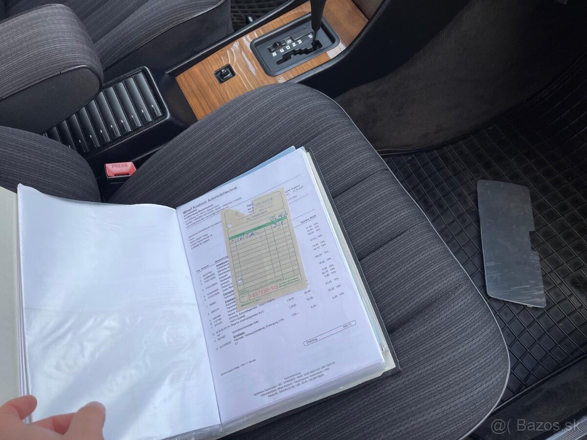 Mercedes-Benz 200E - 14