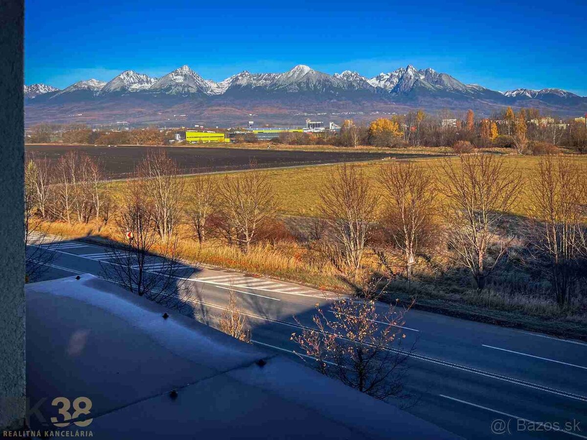 Priestranný 3-izbový byt v novšom bytovom dome v Poprade - 14