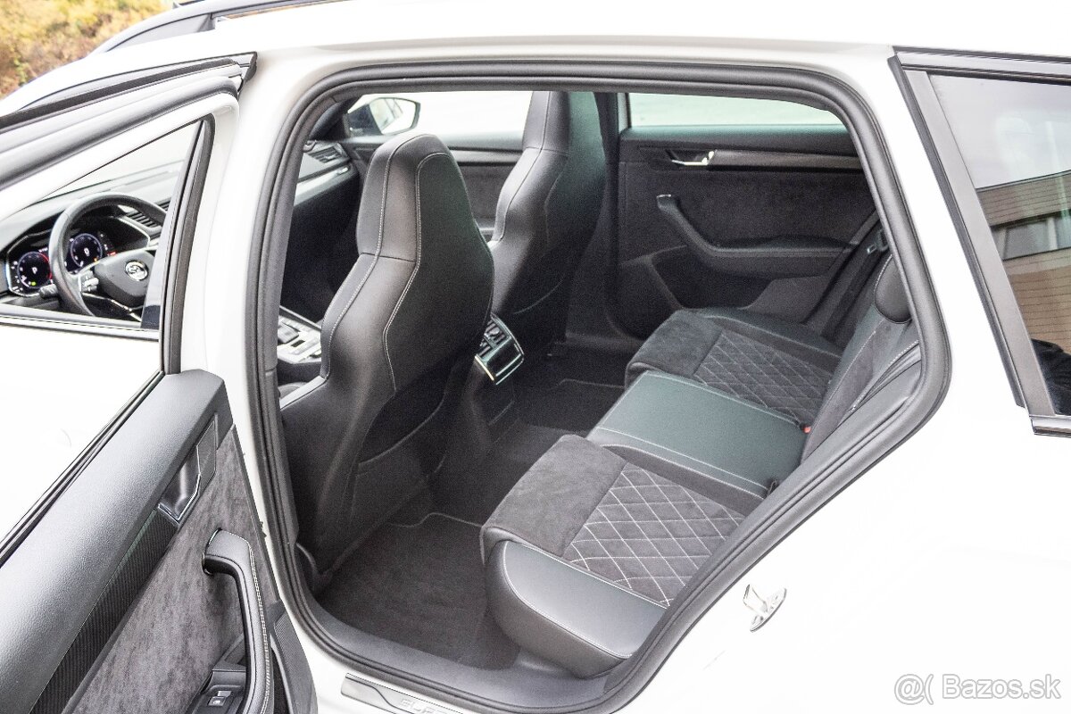 Škoda Superb Combi 2.0 TDI SCR Sportline 4x4 DSG White - 14