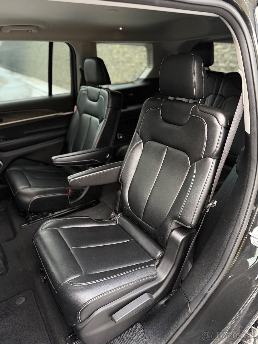 Jeep Grand Cherokee 6 miestny - 14