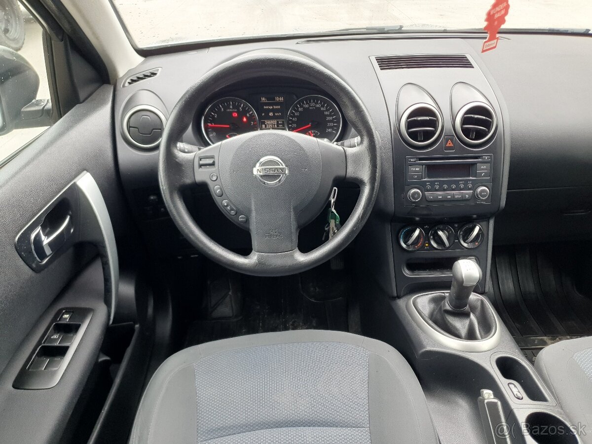 Nissan Qashqai 1.6i Tekna 4x2 (EU5) 86kw 6M benzín - 14