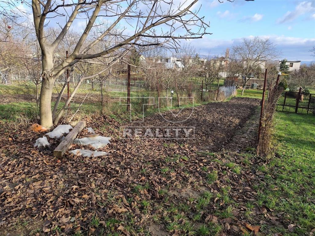 Častkovce chalupa v srdci stredoslovenskej histórie - 14