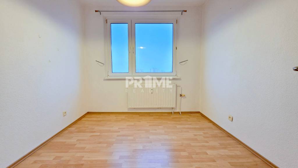 PEKNÝ 3i BYT, 3 X SAMOSTATNÁ IZBA, LOGGIA, Ševčenkova ulica, - 14