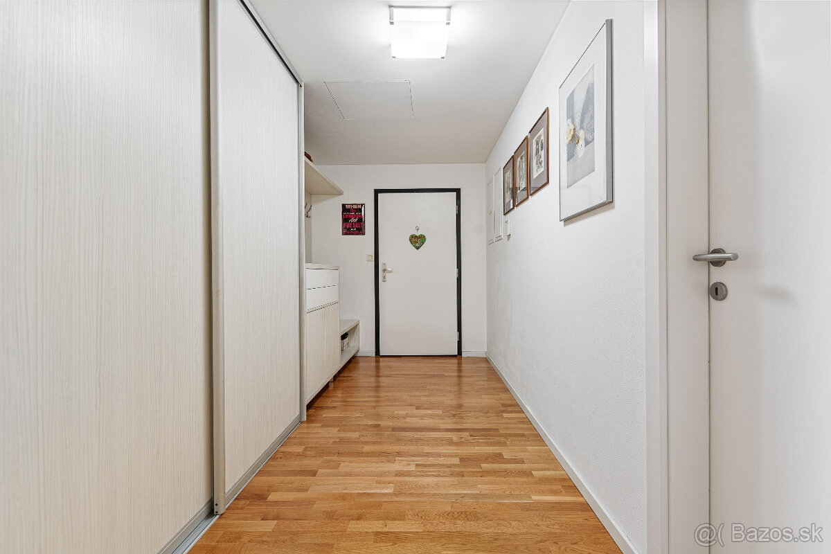 Moderný 3-izbový byt s predzáhradkou a terasou - 14