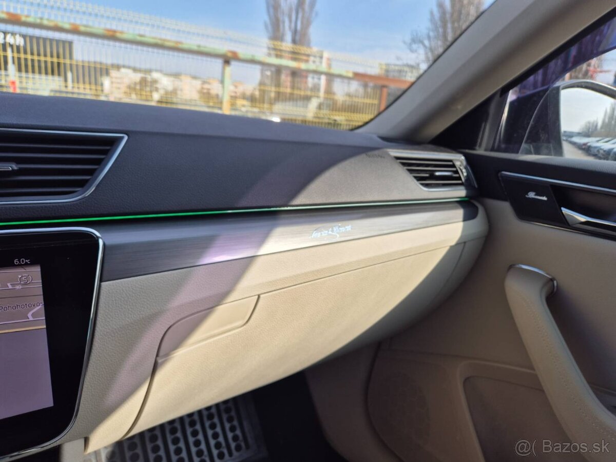 Škoda Superb Combi 2.0 TDI SCR Live DSG - 14