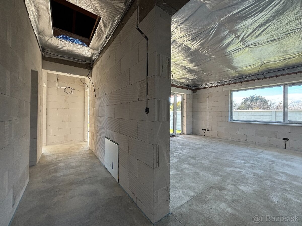 Jablonové: 4-izbový RD - 14