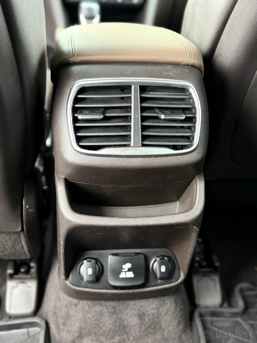 Hyundai Santa Fe 2,2 CRDi - 14