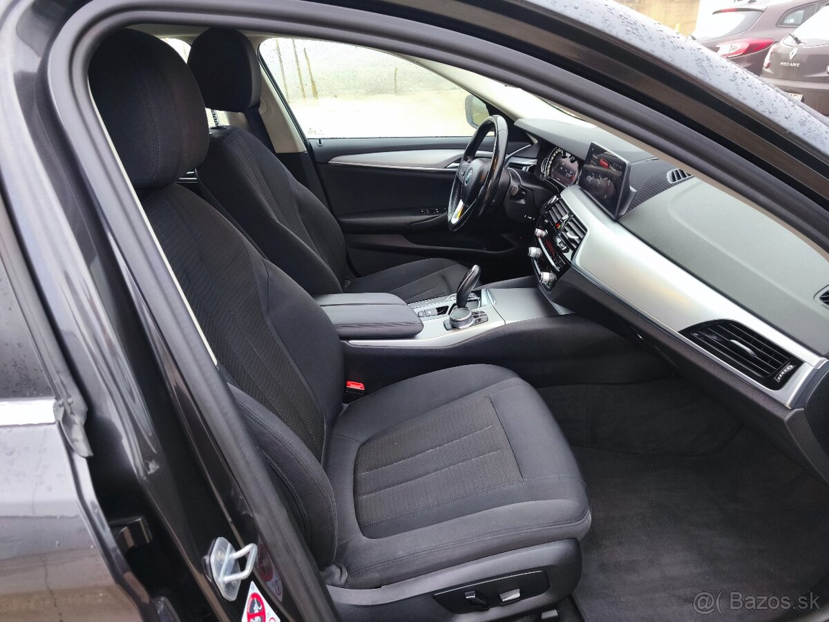 BMW 530D G30, 195kw/265 koní, AT8 - Limuzína, Zadný náhon - 14
