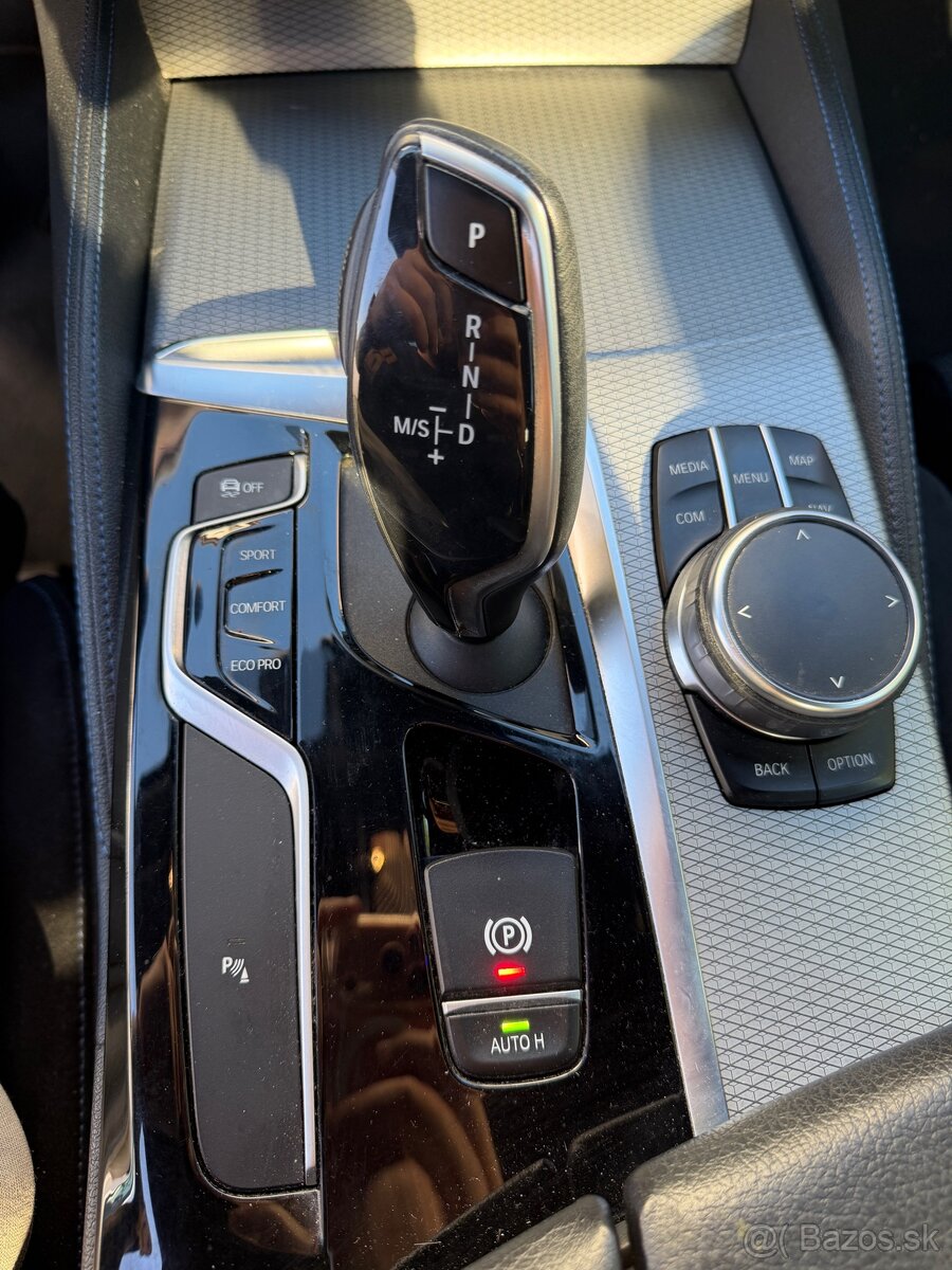 Bmw 530d G30 M-packet 195kW SK vozidlo - 14