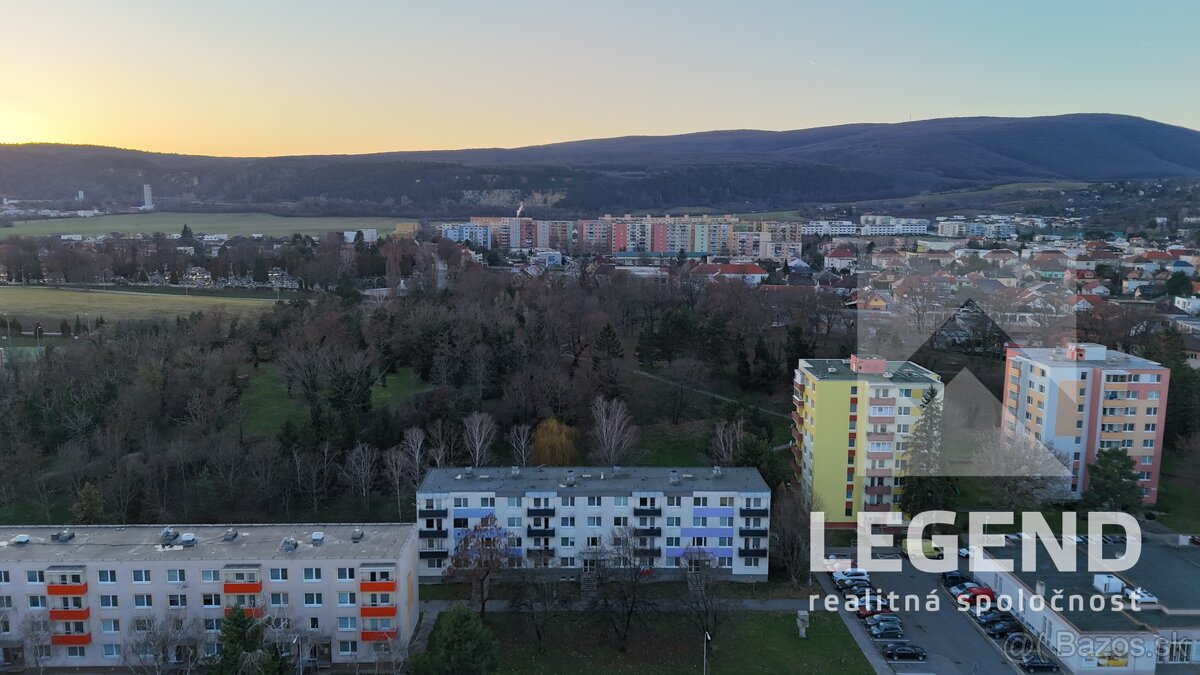 2i byt Nové Mesto nad Váhom, TOP LOKALITA, 49 m2, na rekonšt - 14