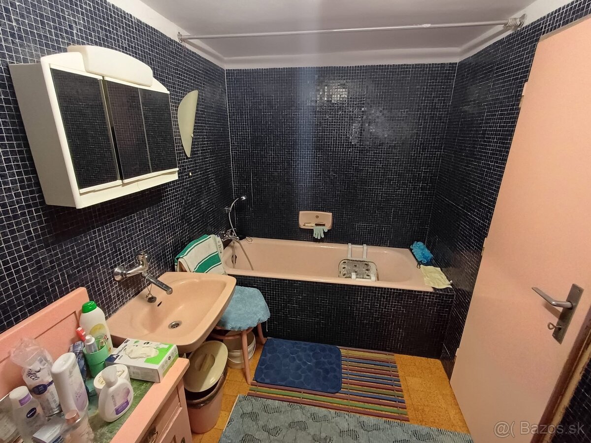 Rodinný dom Hliník nad hronom - 14