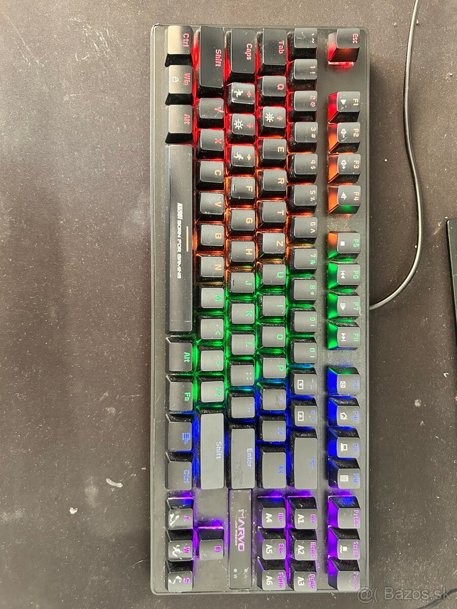 Predám notebook s príslušenstvom - 14