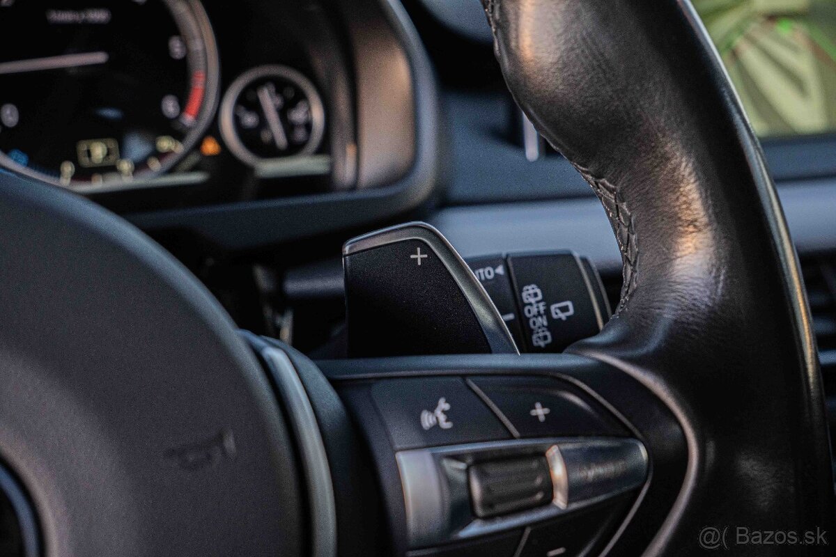 BMW X5 xDrive40d A/T - 14