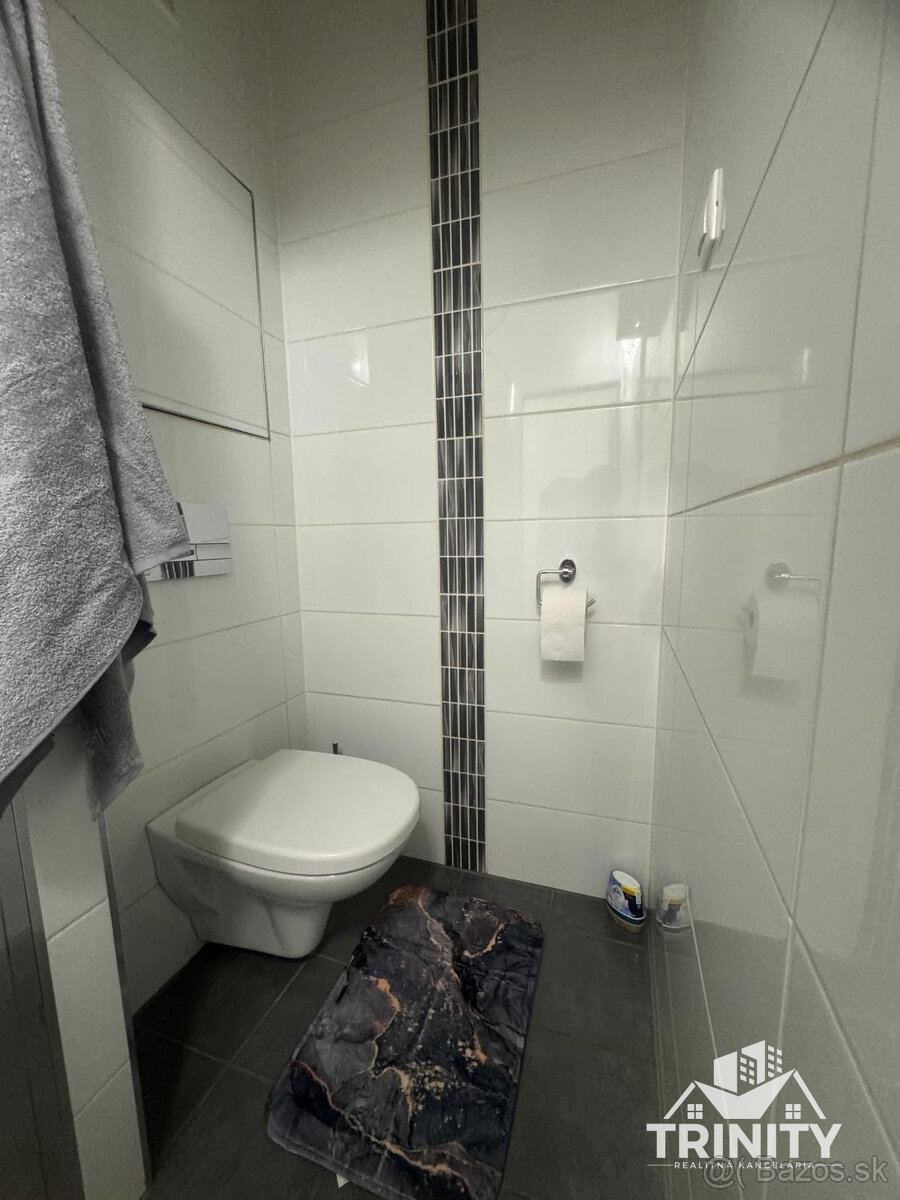 Na prenájom 1-izbový byt neďaleko stanice v Nových Zámkoch - 14