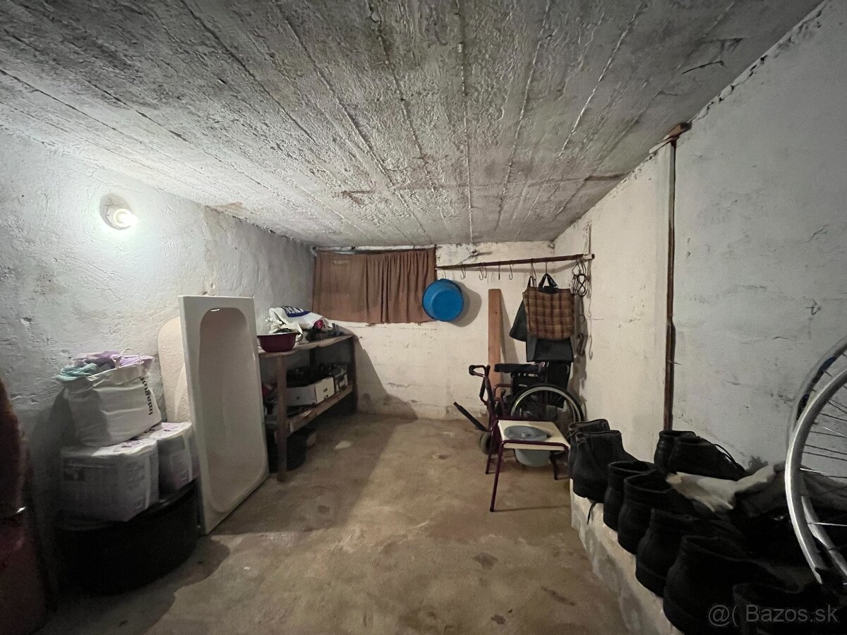 Šaca - 5 izbový rodinný dom s peknou záhradou - 14