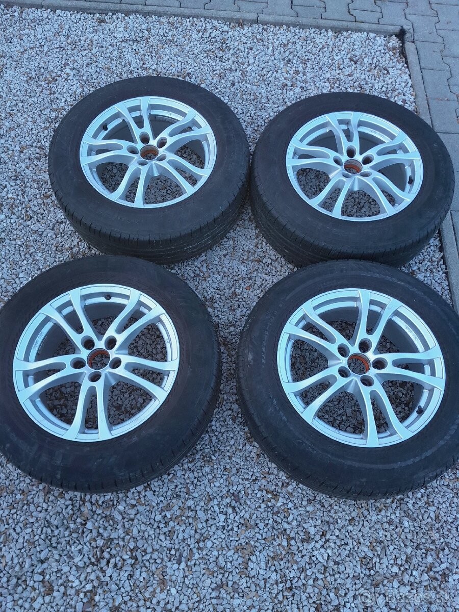 Suzuki Grand Vitara II - 14