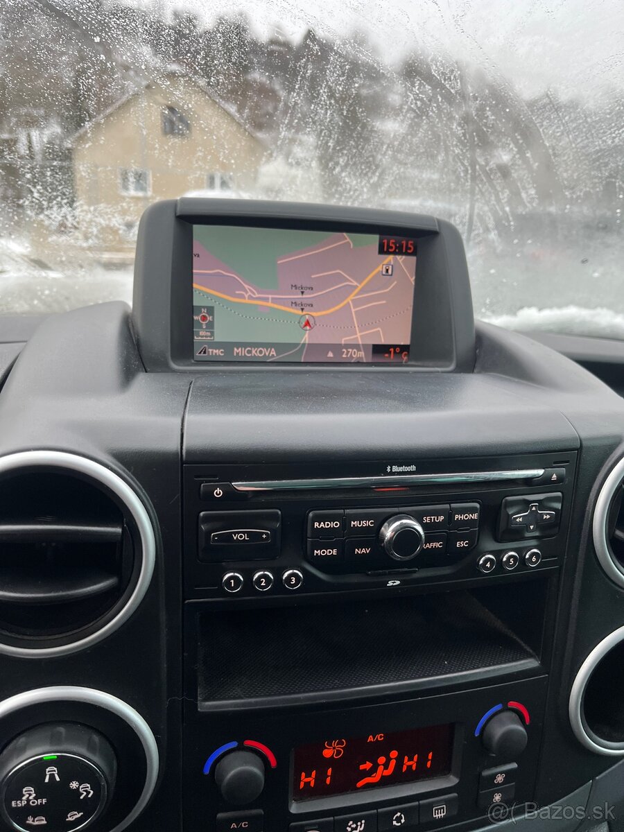 Citoren Berlingo 1.6 benzin 88kw XTR 2011 179 000 km - 14