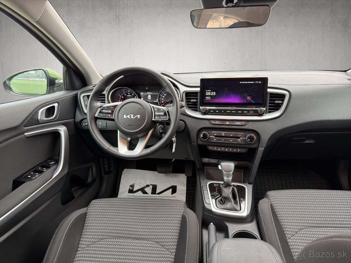Kia XCeed 1.5 T-GDi Silver A/T - 14