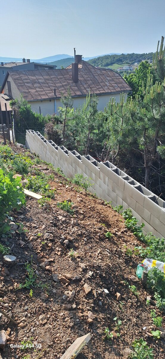 Oporné múry ploty - 14