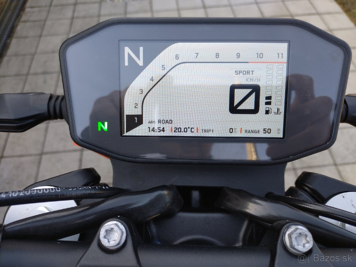 KTM 790 Duke 2023 - 14