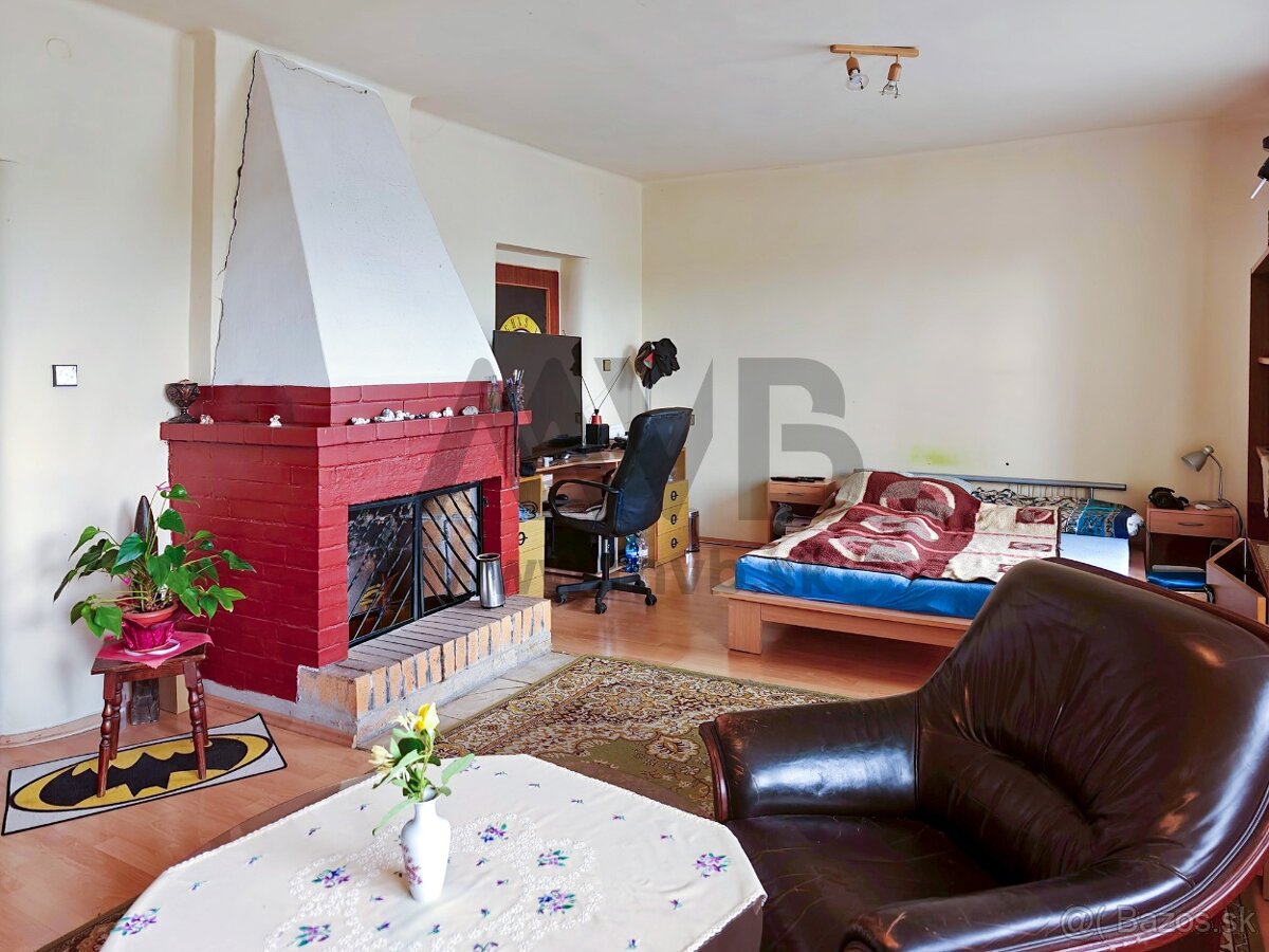 PRIESTRANNÝ RODINNÝ DOM S NÁDHERNÝM PANORAMATICKÝM VÝHĽADOM - 14